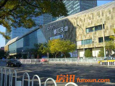 ���R���City Mall���^�D